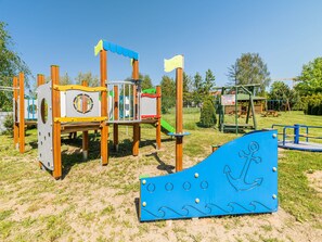 Bungalow | Property amenity - Holiday Homes With Pool, Close to the Beach (Ustronie Morskie)