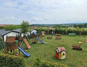 House | Children's area - Holiday Home in Jaroslawiec Near Beach (Postomino)