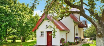 Comfortable Holiday Home With a Garden, Noskowo