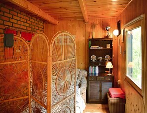 House | 3 bedrooms, individually furnished, bed sheets