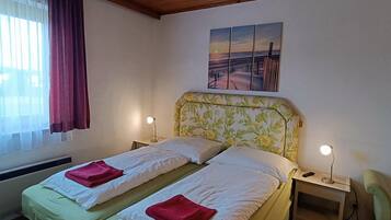 Apartamento | 2 quartos, individualmente mobiliados