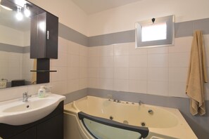 Bathroom - Holiday Home With Private Pool, Florida (Syracuse)