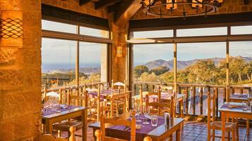 Apartament | Servei de restauració