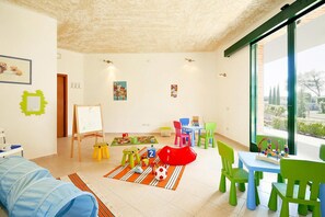 Apartment | Dining