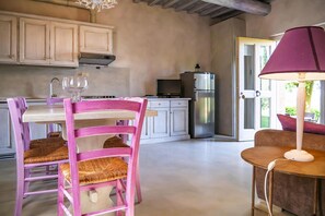 Private kitchen - Borgo Collelungo Apartments, Montaione (Montaione)