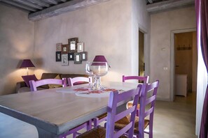 Apartment | Dining