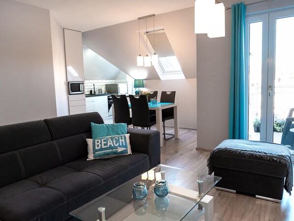 Apartment | Living room - Apartment in Pobierowo Near Baltic Beach (Rewal)