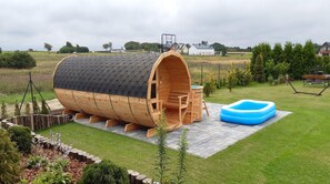 Spa treatment - Large, Comfortable Holiday Home, Sauna, Jacuzzi (Mielno)
