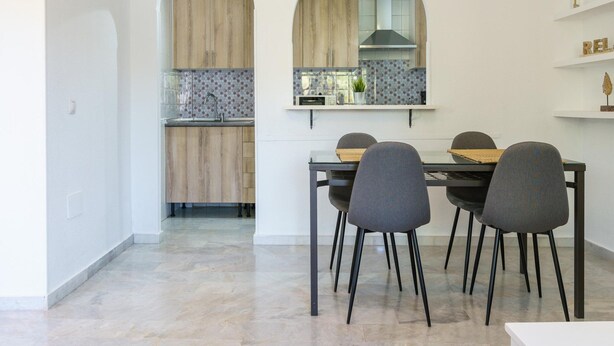 Apartment | Dining - Apartment in Fuengirola Near Train Station (Fuengirola)