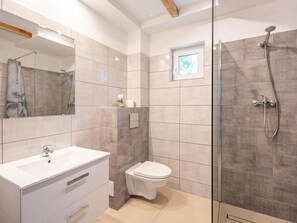 Ferienhaus | Badezimmer