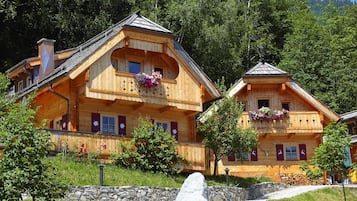 Chalet | Exterior