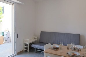 Dining - Appartamento Indipendente a 700 mt dal Mare (Santa Maria di Leuca)