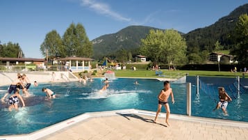 Apartemen | Kolam renang | Kolam renang outdoor