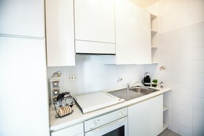 Apartment | Private kitchen - PiazzaRoma23 (Como)