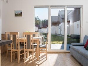 Apartment | Dining - Spacious 3-room Apartment, Summer Pool (Postomino)