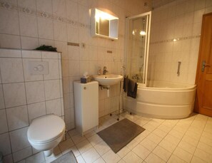 House | Bathroom