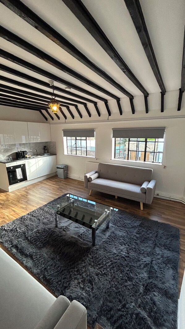 Apartment | Living area - UStay London (London)