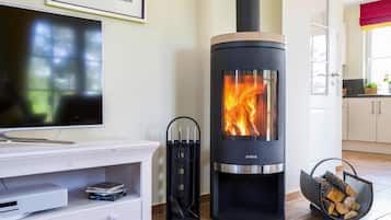 Tetera/pava eléctrica, tostadora, silla alta para bebés