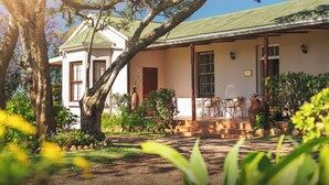 Front of property - temba private game reserve (Makhanda)