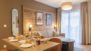 1 bedroom, cribs/infant beds, free WiFi, bed sheets