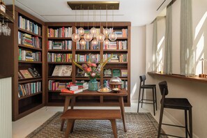 Lounge - Casa Foscolo Hotel, Istanbul, a Member of Design Hotels (Istanbul)