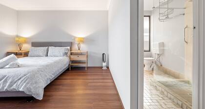 Leeuwin Cottage - Leeuwin Cottage - Fit for a Family