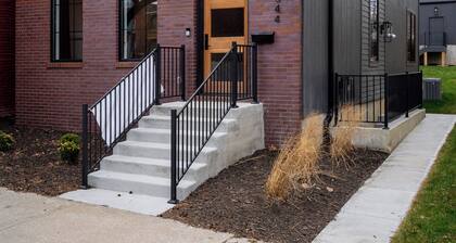 Urban Studio Retreat in Columbus Park – The Traveler!