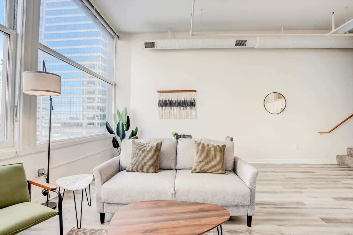 Télévision, espaces bureaux