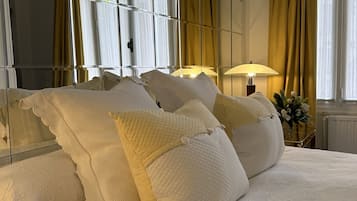 2 chambres, fer et planche à repasser, Wi-Fi, draps fournis