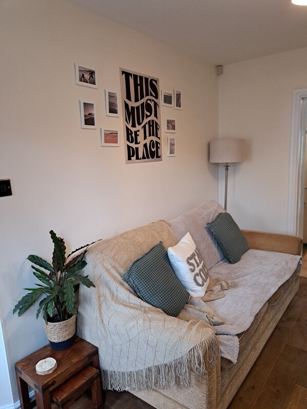 村舍 | 2 多间卧室、熨斗/熨衣板、免费 WiFi、床单