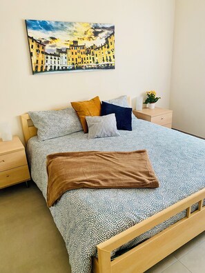 3 bedrooms, desk, iron/ironing board, free WiFi - Five minutes from the beautiful walls, apartment with private parking space (Lucca)