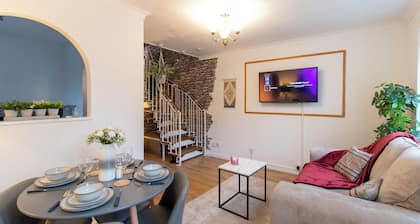 Cozy Home Near New Cross