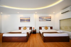 Deluxe Quadruple Room, Balcony, Lake View - Ha Tien Xua Hotel & Resort (Ha Tien)