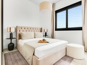 Apartment, 2 Bedrooms, Balcony, City View