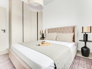 Apartment, 2 Bedrooms, Balcony, City View