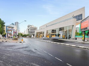 Apartamento, 2 habitaciones, balcón, vistas a la ciudad | Exterior