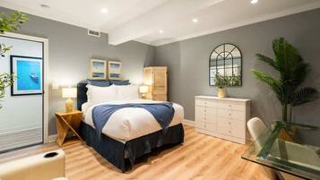 4 slaapkamers, een strijkplank/strijkijzer, reisbedje, wifi