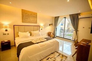 Executive Room, Pool View - AIDEN HOMES AND APARTMENTS HOTEL (Koforidua)