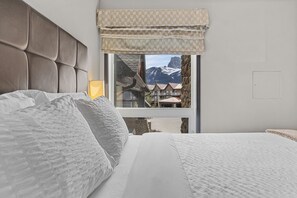 2 bedrooms, travel crib, WiFi, bed sheets