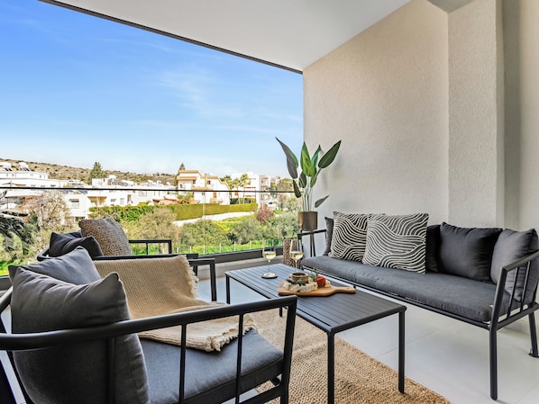 Departamento, 1 habitación, balcón, vista a la ciudad | Balcón