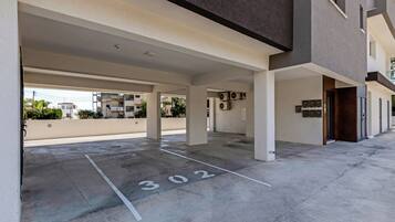 Apartment, 1 Schlafzimmer, Balkon, Stadtblick | Parkplätze