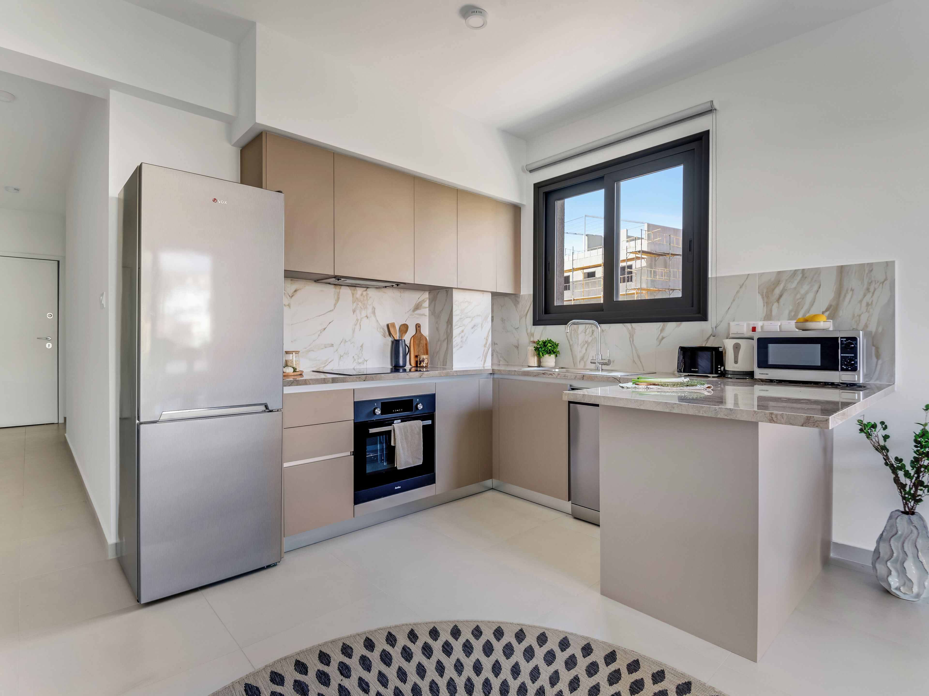 المنشأة من الداخل