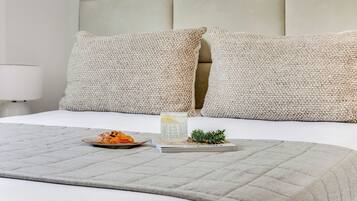 Apartment, 1 Bedroom, Balcony, City View | 2 bedrooms