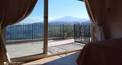 Holiday Home With Pool Near Mt Etna