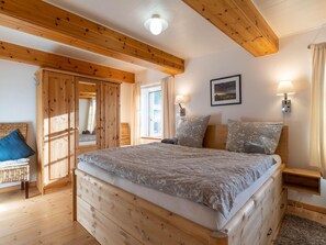 2 chambres, ameublement personnalisé