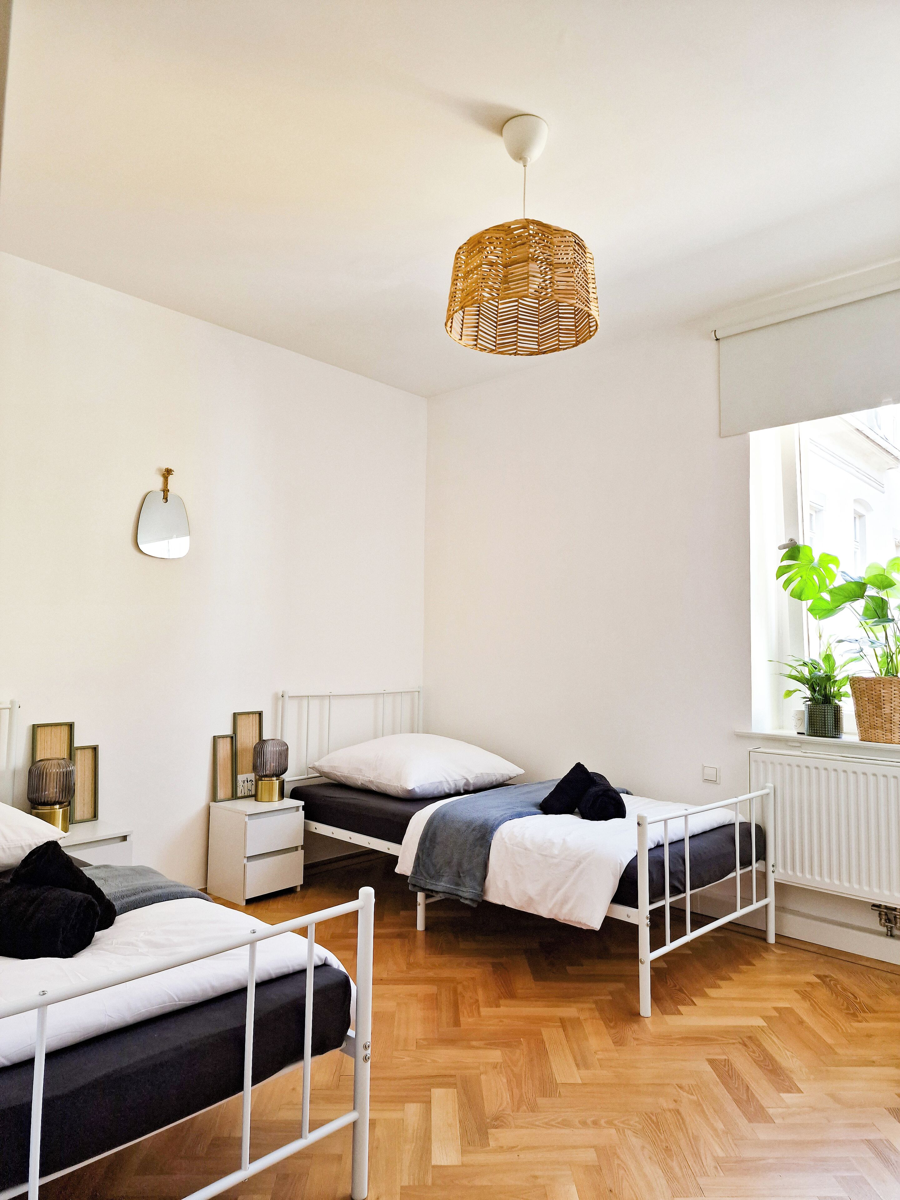 3 Schlafzimmer, Schreibtisch, Bügeleisen/Bügelbrett, kostenloses WLAN