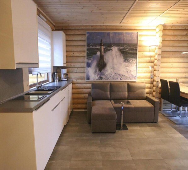 Apartment | Private kitchen | Electric kettle, toaster, highchair