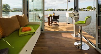 Houseboat on the Dahme