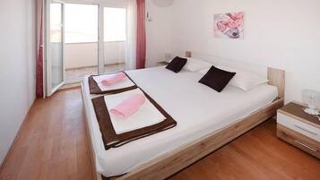 Apartment | 2 bedrooms, individually furnished