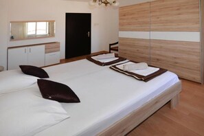 Apartment | 2 Schlafzimmer, individuell eingerichtet